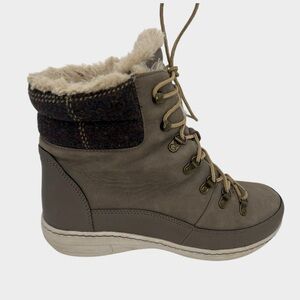 Aetrex Leather Upper Womens Size  8.5 Winter Boots Style BB286 Great Condition!